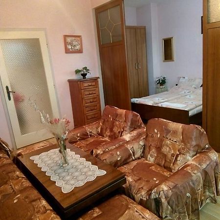 Апартамент Панорамна Гледка Tryavna Luaran gambar