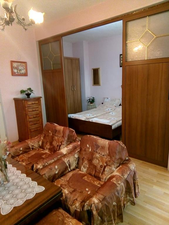 Апартамент Панорамна Гледка Tryavna Luaran gambar